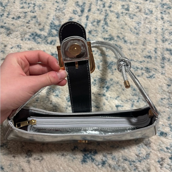 Silver shoulder purse - Picture 4 of 4